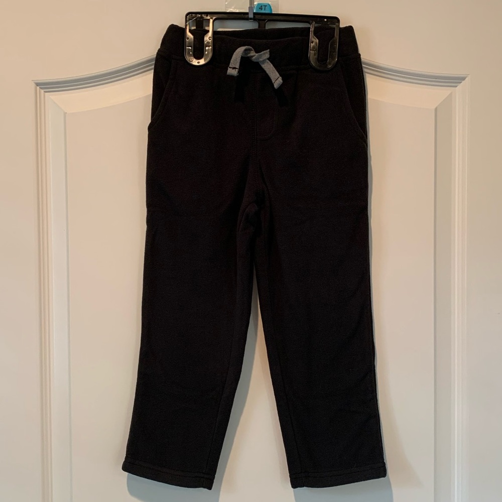 💙 NWOT. Carter’s fleece pull-on sweatpants.